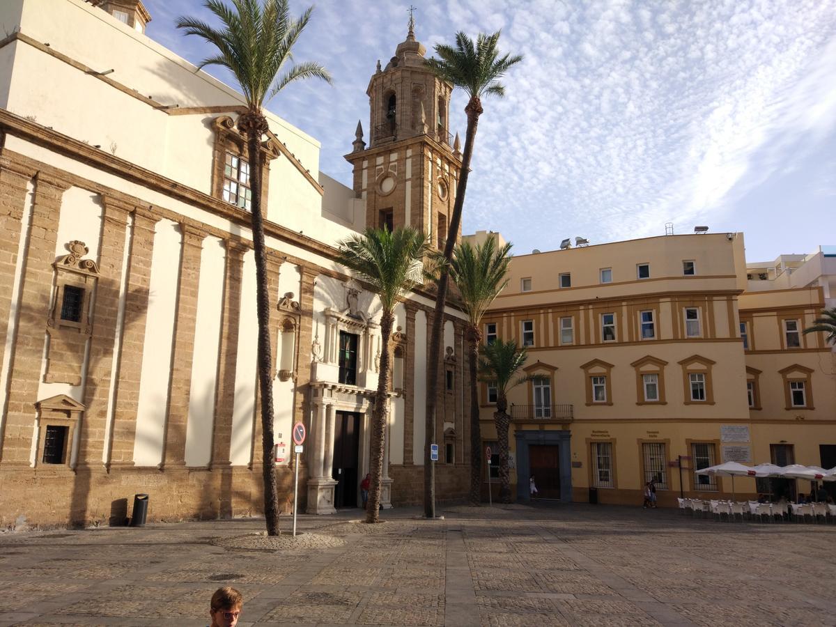 Catedral Cadiz Apartment Luaran gambar